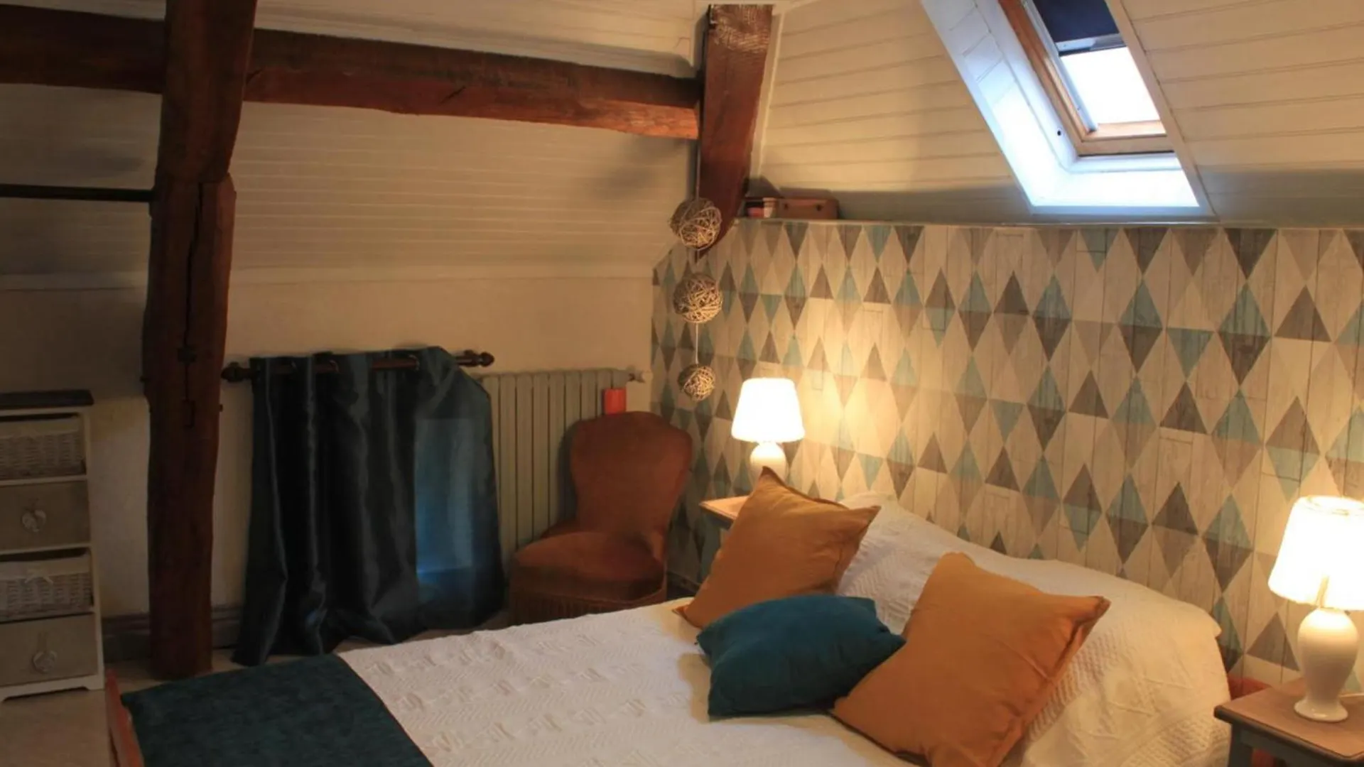Maison Familiale Avec Jardin Clos, Cheminee, Animaux Acceptes Et Internet A Ferrieres-Sur-Sichon - Fr-1-489-552 法国