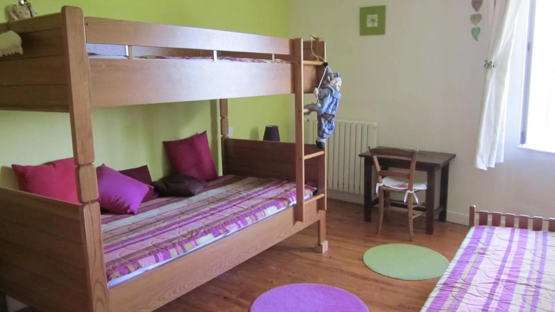 度假居 Maison Familiale Avec Jardin Clos, Cheminee, Animaux Acceptes Et Internet A Ferrieres-Sur-Sichon - Fr-1-489-552