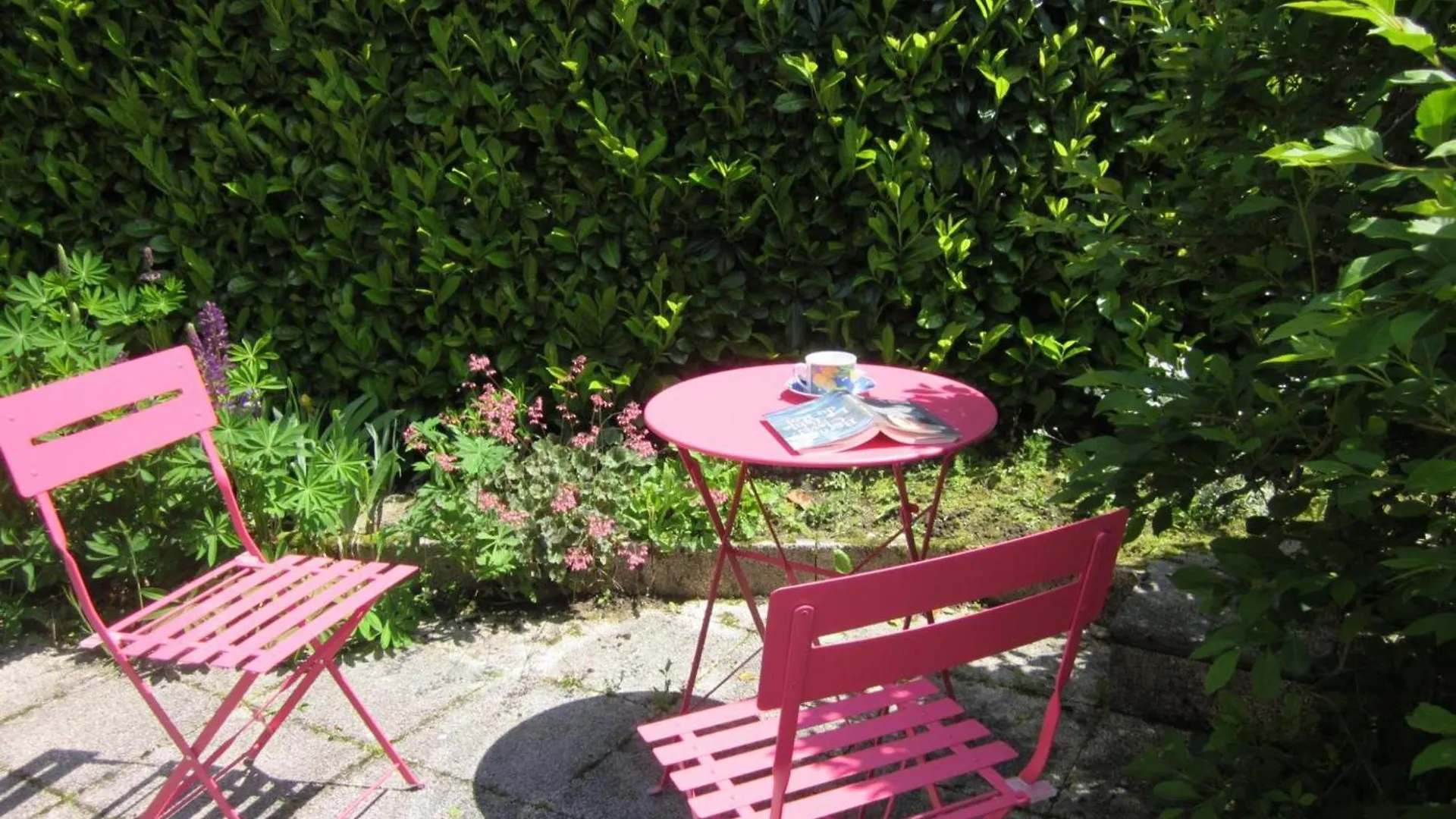 Maison Familiale Avec Jardin Clos, Cheminee, Animaux Acceptes Et Internet A Ferrieres-Sur-Sichon - Fr-1-489-552 0*,